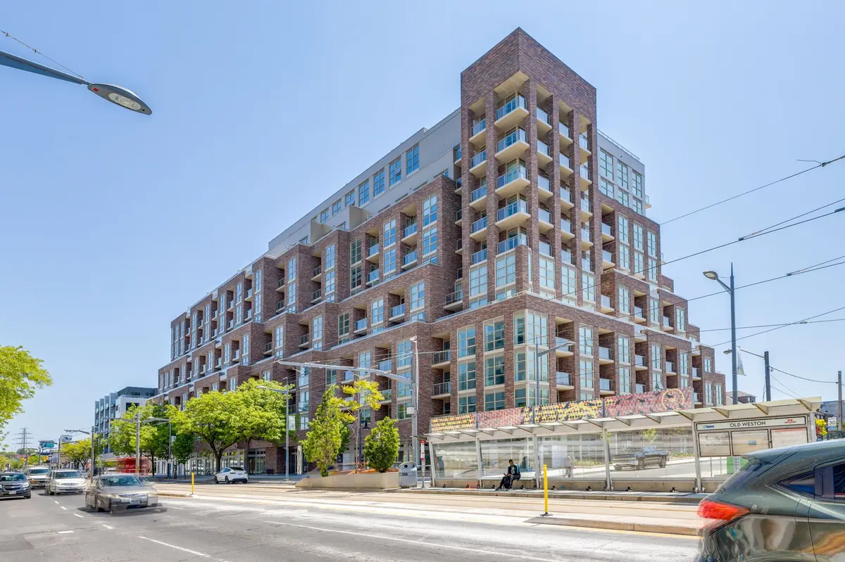 1787 St Clair AVE W #723, Toronto W03, ON M6N 0B7