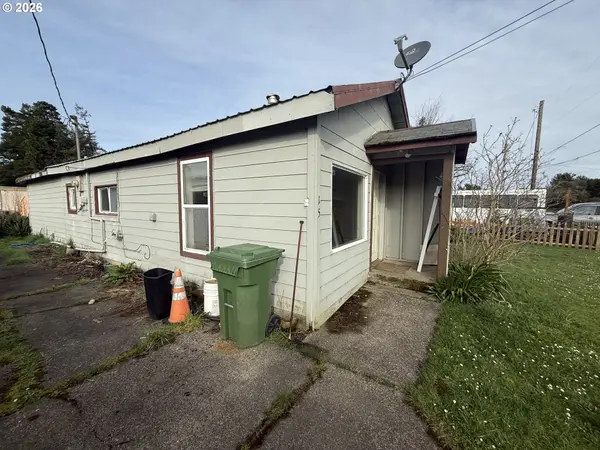 Lakeside, OR 97449,115 N 5TH ST