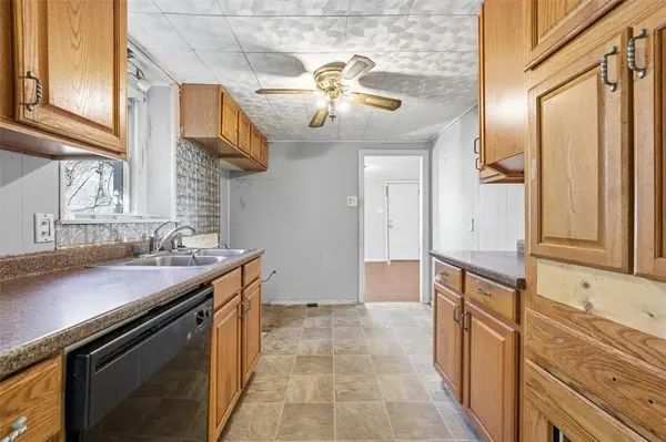 3216 Pewitt Drive, Waco, TX 76706