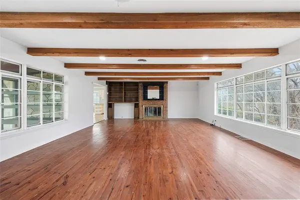 1901 Bluebird Avenue, Fort Worth, TX 76111