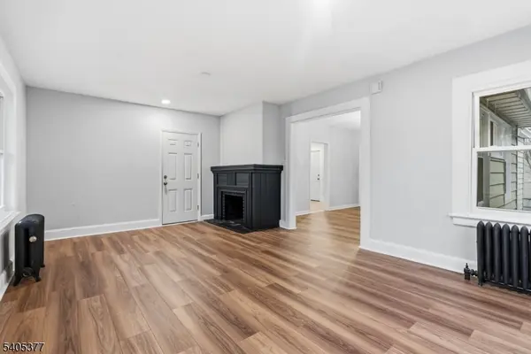 288 William St, East Orange City, NJ 07017