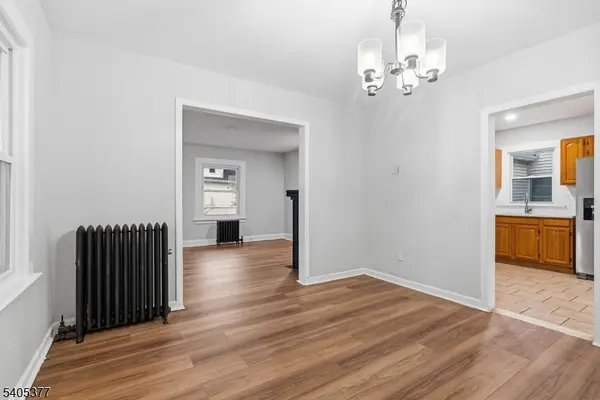 288 William St, East Orange City, NJ 07017