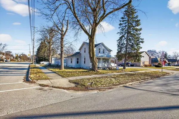 2226 State ST, Saginaw, MI 48602