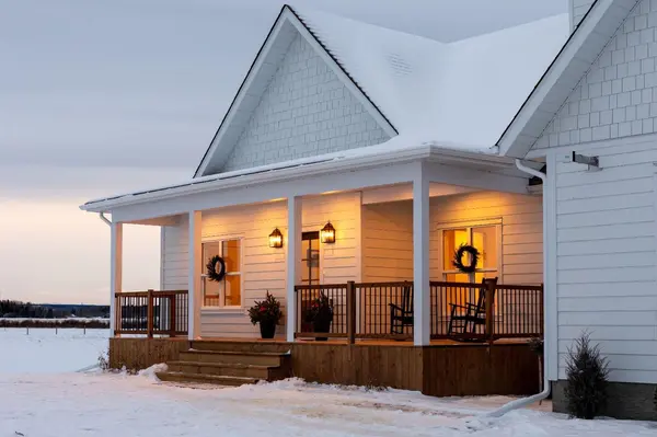 33080 Range Road 61, Rural Mountain View County, AB T0M 1X0