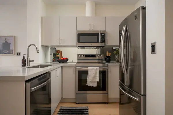 388 Richmond ST W #923, Toronto C01, ON M5V 3P1