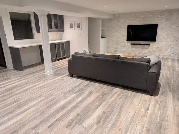 10 kinloch CT #Basement, Ajax, ON L1Z 2C7