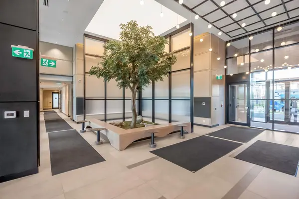 3220 William Coltson AVE #406, Oakville, ON L6H 7X9