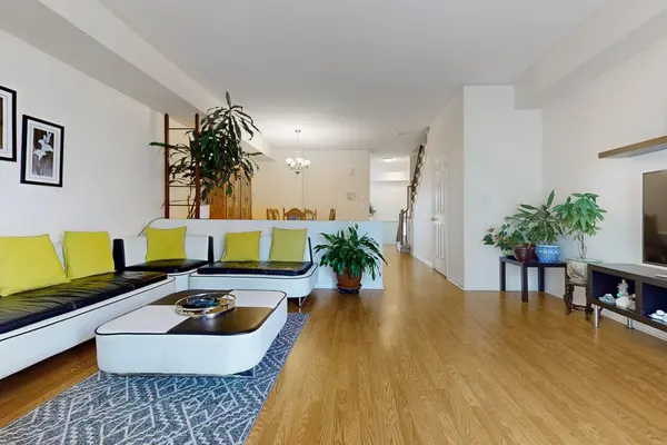 3029 Finch AVE W #13, Toronto W05, ON M9M 0A2