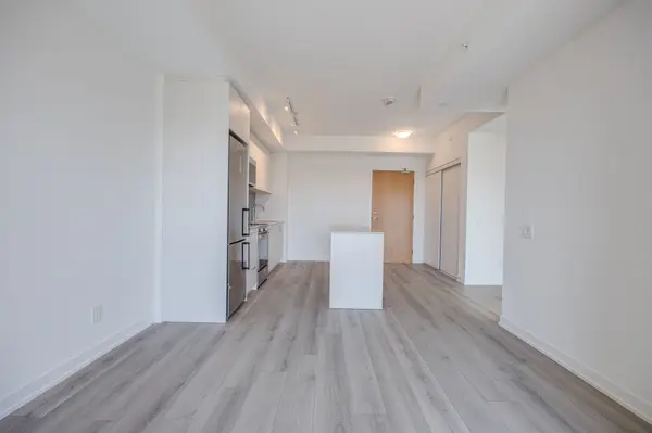 1787 St Clair AVE W #723, Toronto W03, ON M6N 0B7