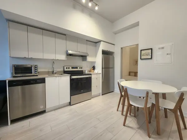 3210 Dakota Common #101, Burlington, ON L7M 2A8