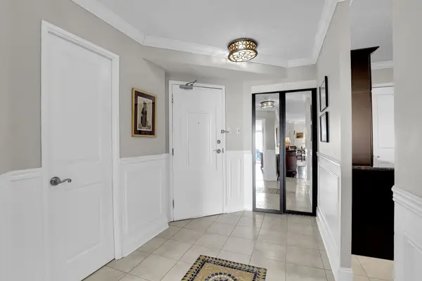 545 St Laurent BLVD #2708, Manor Park - Cardinal Glen And Area, ON K1K 4H9