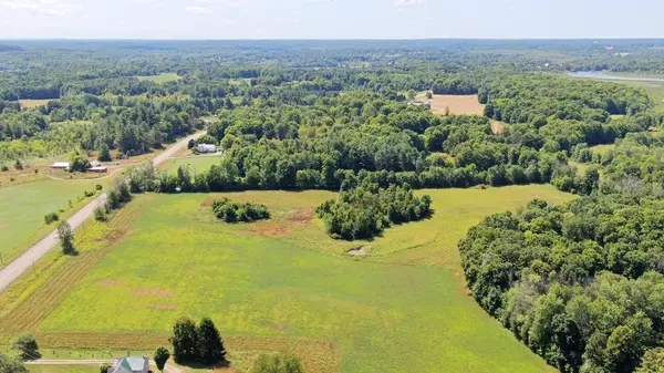 003 Lyndhurst RD, Leeds And The Thousand Islands, ON K0E 1L0