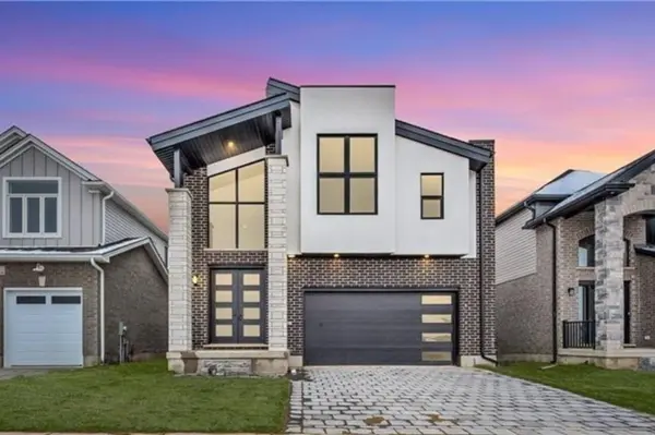 157 Crestview DR, Middlesex Centre, ON N0L 1R0