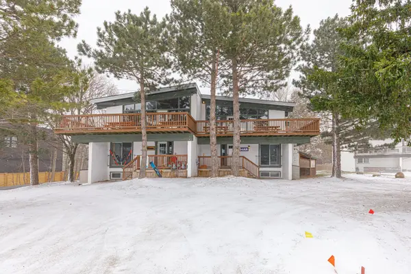 141 Kandahar LN, Blue Mountains, ON L9Y 0N3