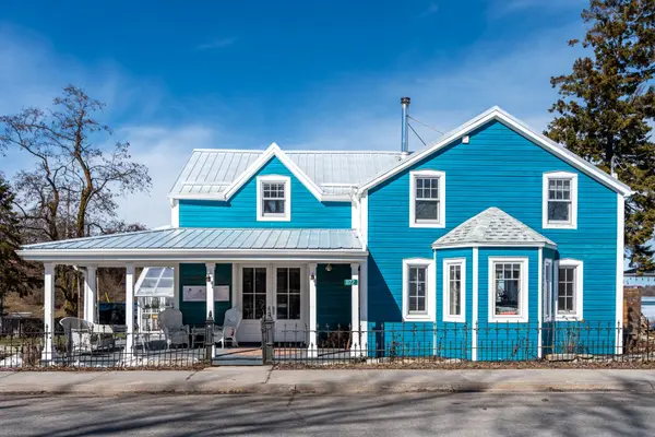 1172 Main ST, Frontenac Islands, ON K0H 2W0