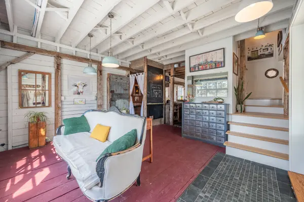 1172 Main ST, Frontenac Islands, ON K0H 2W0