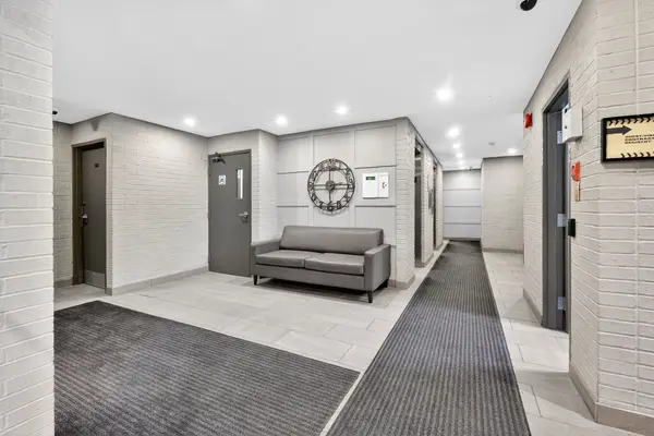 40 Arthur ST #601, West Centre Town, ON K1R 7T5