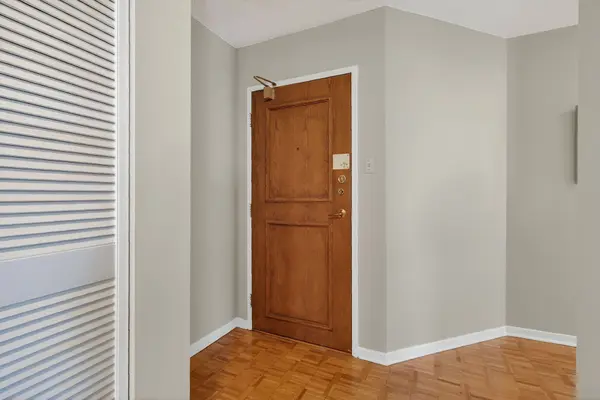 40 Arthur ST #601, West Centre Town, ON K1R 7T5