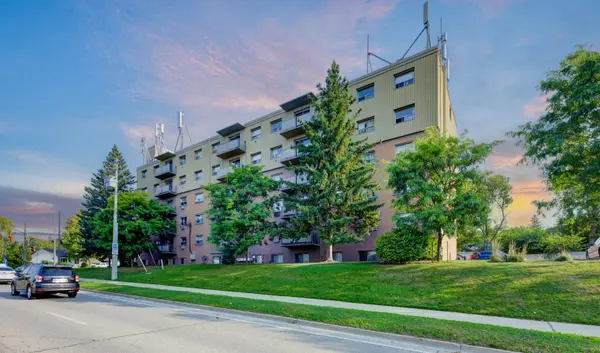 283 Fairway RD N #201, Kitchener, ON N2A 2P1