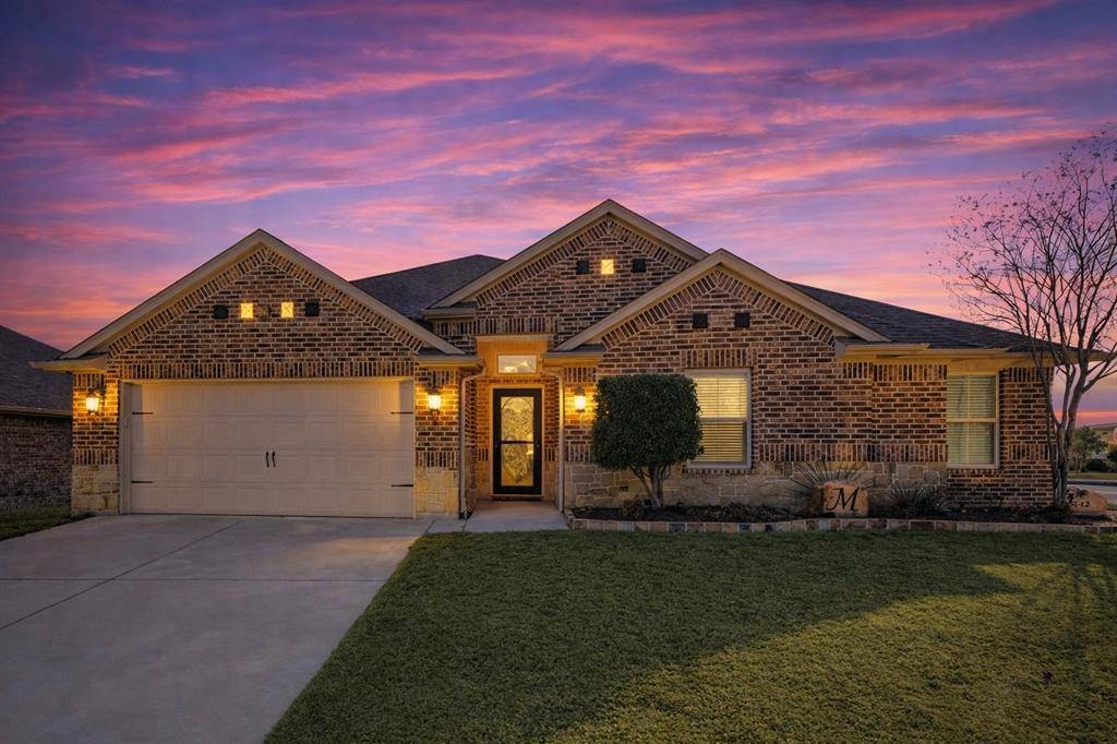 442 Goodnight Trail, Justin, TX 76247