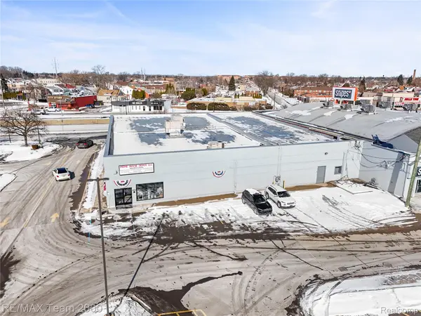 15241 Michigan AVE, Dearborn, MI 48126