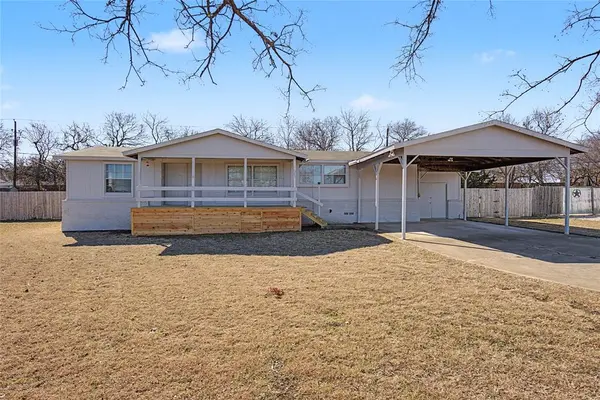 365 Penny Lane, Roanoke, TX 76262