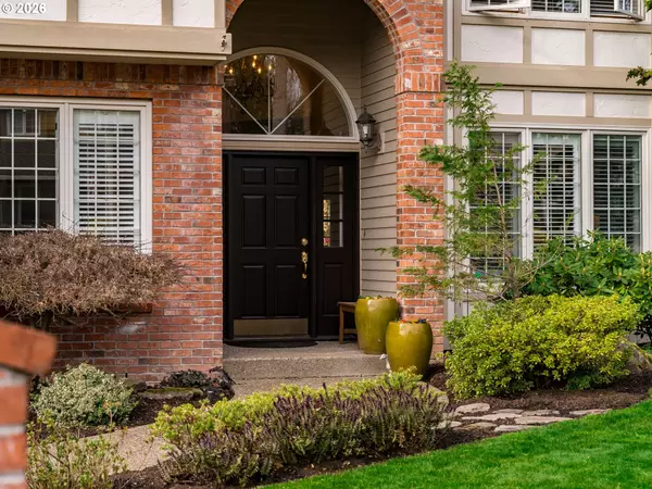 Lake Oswego, OR 97035,14030 EDENBERRY CT