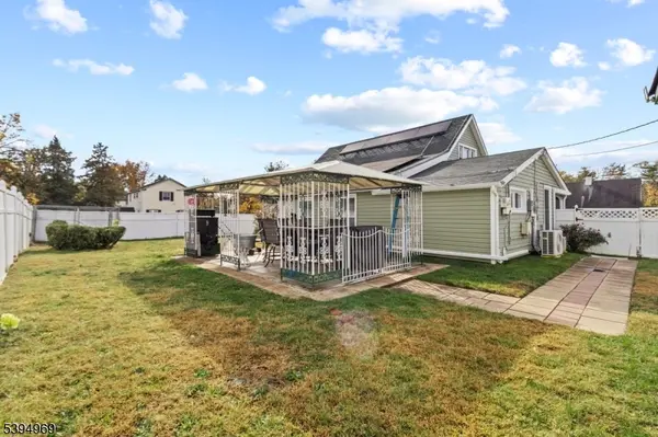 74 Beaverdale Ln, Willingboro Twp., NJ 08046