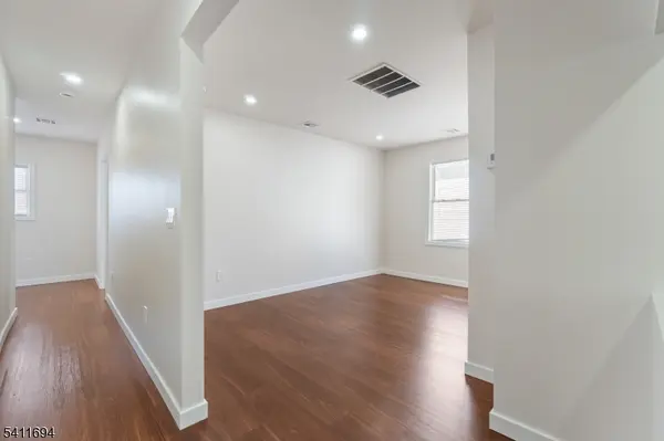 824 George St (2nd floor) #2, Plainfield City, NJ 07062