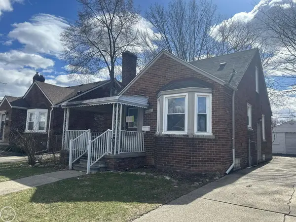 15608 Stricker AVE, Eastpointe, MI 48021