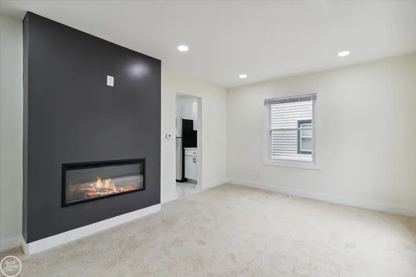 14221 MARSHALL AVE, Warren, MI 48089