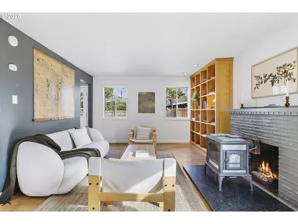 Portland, OR 97215,8047 SE CLAY ST