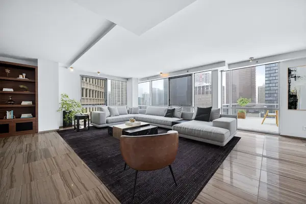 108 9 AVE SW #1801, Calgary, AB T2P 0S9