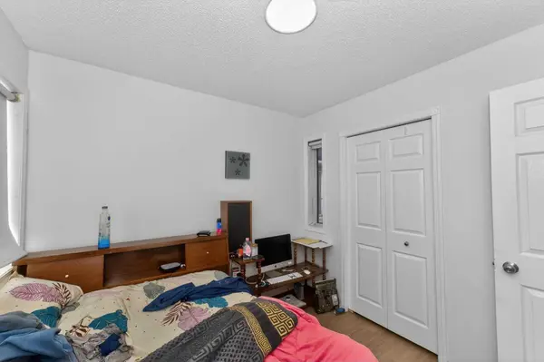 247 Taracove Estate DR NE, Calgary, AB T3J 4R5