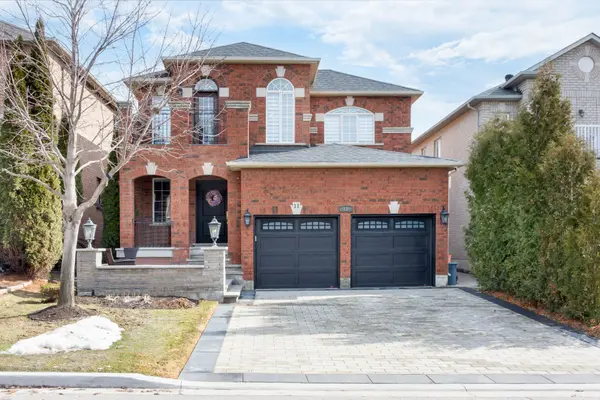11 Masi CT, Vaughan, ON L4H 1V5