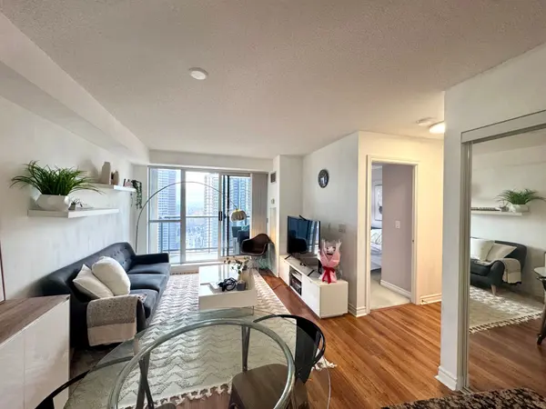 5 Michael Power PL #2209, Toronto W08, ON M9A 0A3