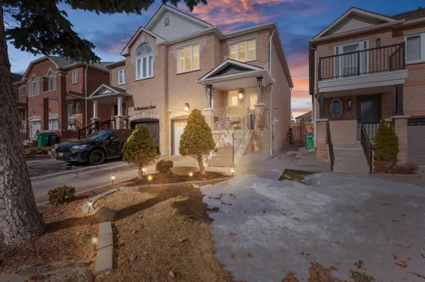 24 Manorwood CT, Caledon, ON L7E 2S9