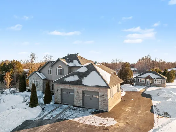 30 Basswood CRES, Rideau Lakes, ON K7A 0C8