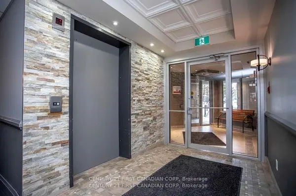 5 Jacksway CRES #208, London North, ON N5X 3T6