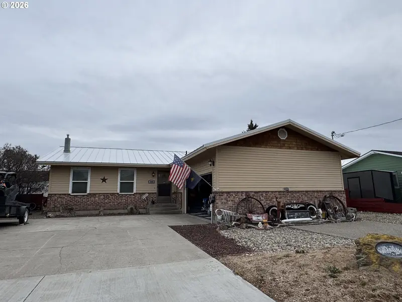 1060 D ST, Baker City, OR 97814