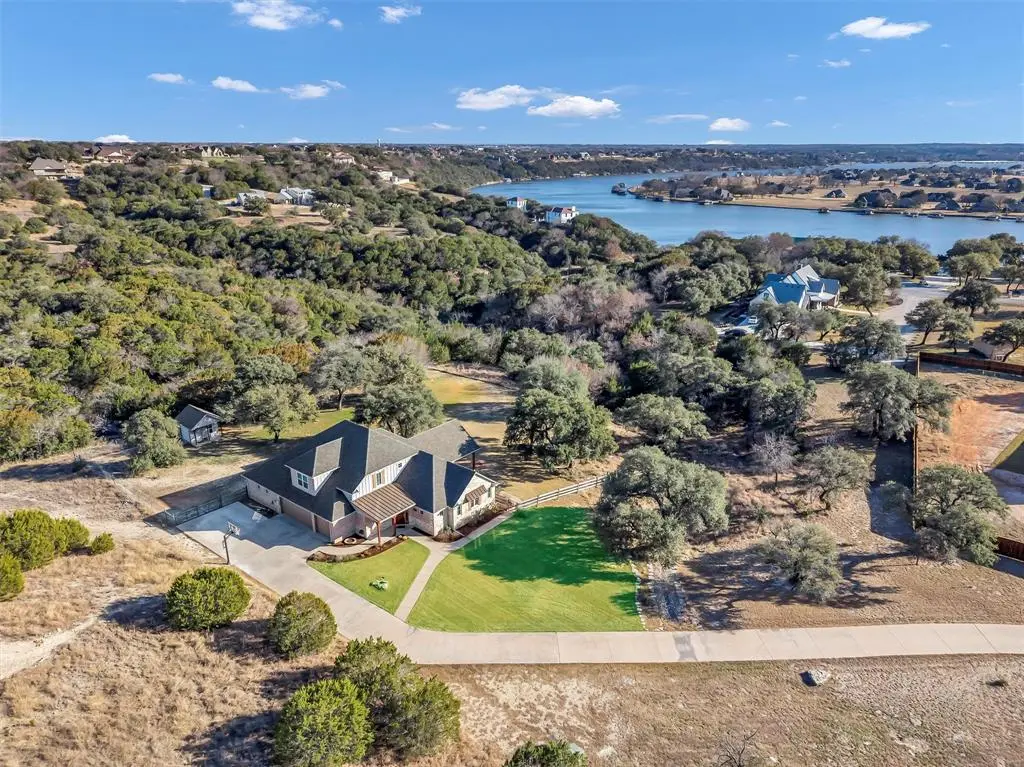2701 Alta Vista Court, Granbury, TX 76049
