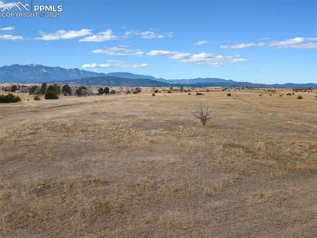 1122 Little Snake DR, Colorado City, CO 81019