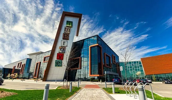 7250 Keele ST #89, Vaughan, ON L4K 1Z8