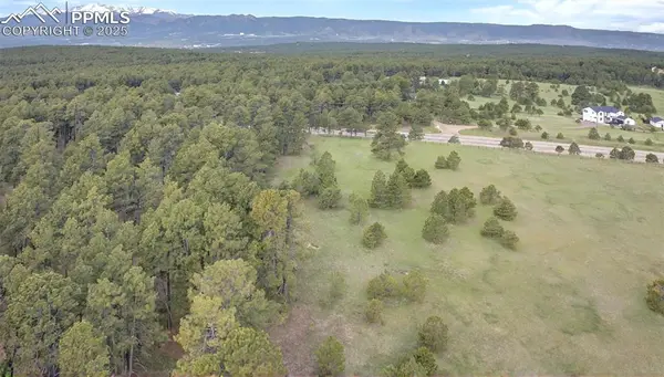 3930 Serenity PL, Colorado Springs, CO 80908