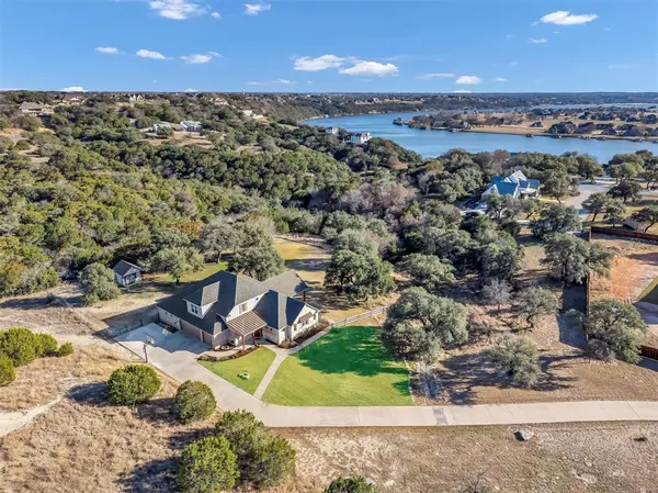 2701 Alta Vista Court,  Granbury,  TX 76049