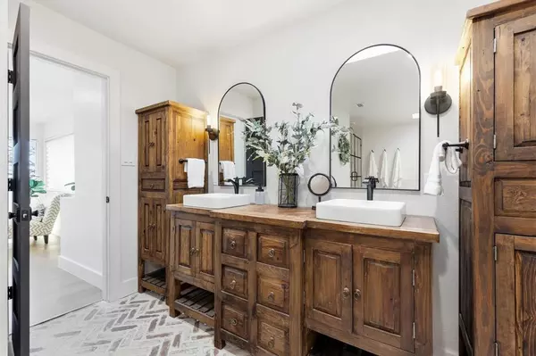 Highland Village, TX 75077,6 Horseshoe Drive