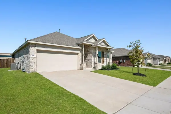 1512 Helmoken Falls Drive, Anna, TX 75409