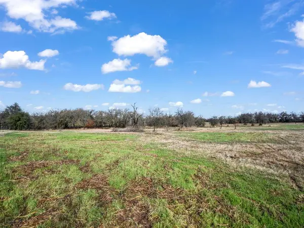 108 Rona Lane, Weatherford, TX 76088