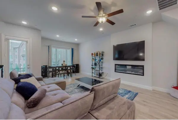 2510 Plumas Drive, Lewisville, TX 75056