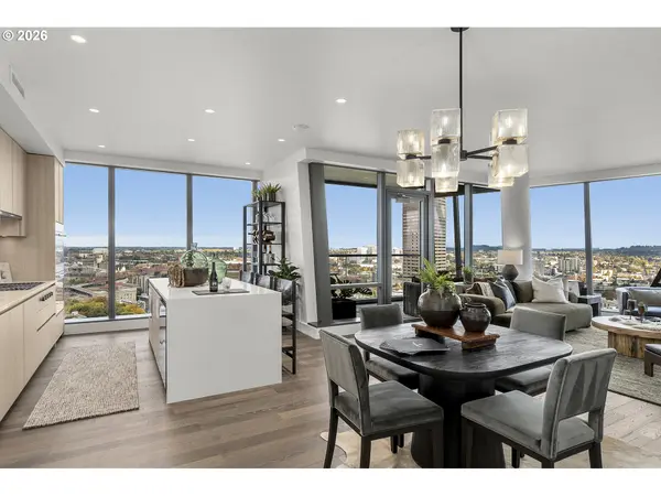 Portland, OR 97205,550 SW 10TH AVE #2906